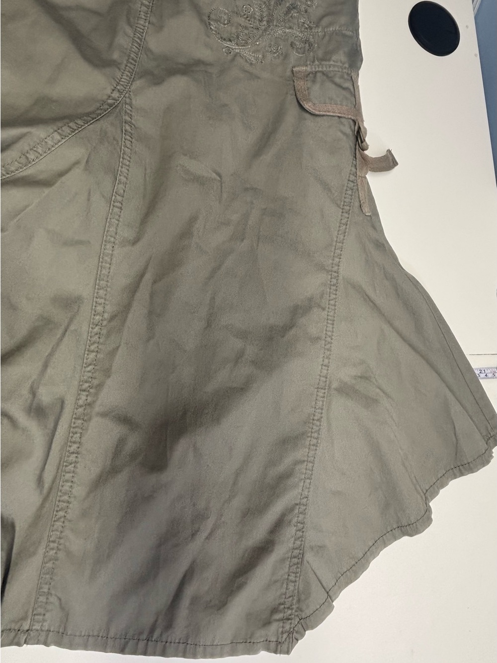 Vintage Warehouse Y2K Olive Green Cargo Grunge Midi Skirt size 6/ modern 8 - Picture 9 of 13